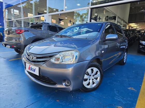 TOYOTA ETIOS 1.3 XS 16V FLEX 4P MANUAL